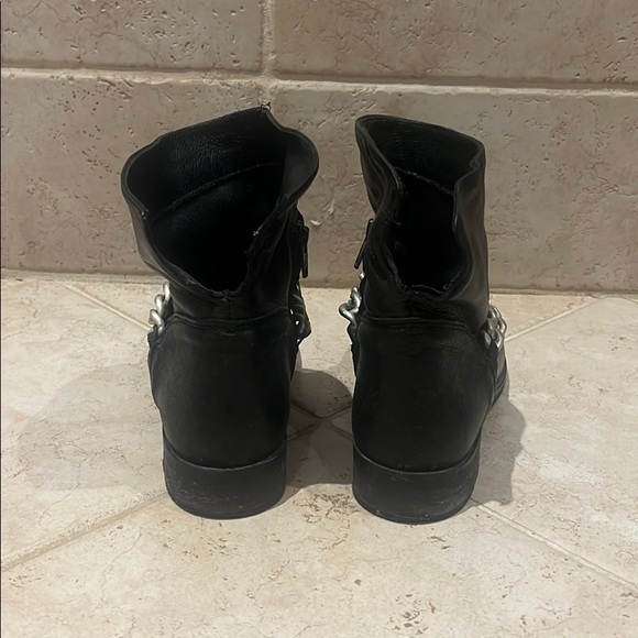 Italian leather boots - Picture 2 of 5